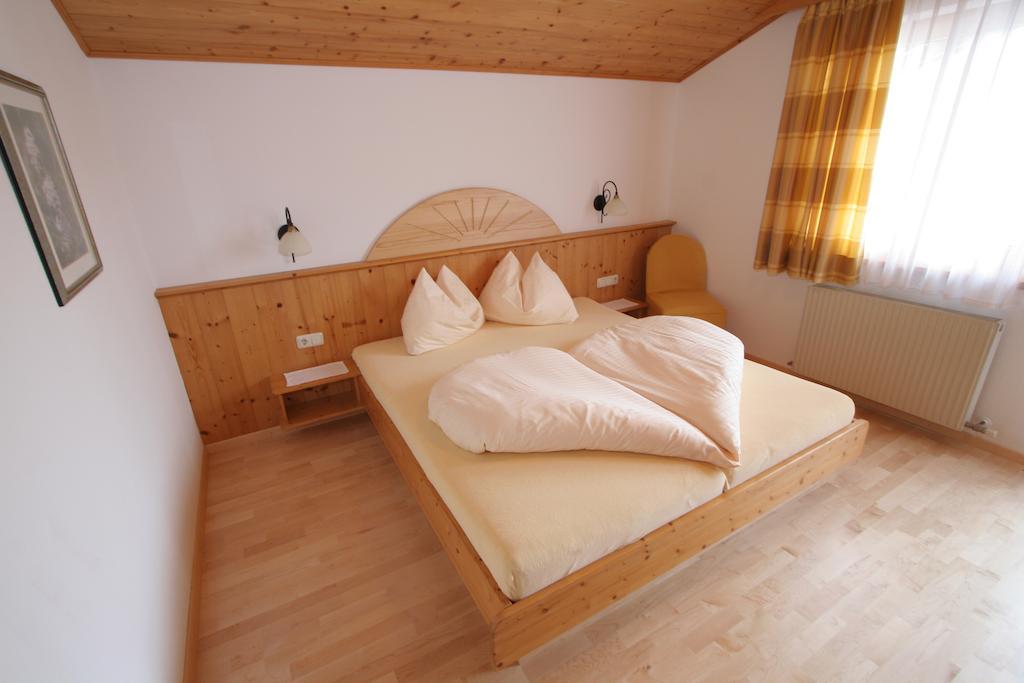 Appartement Top Tirol Maurach  Quarto foto